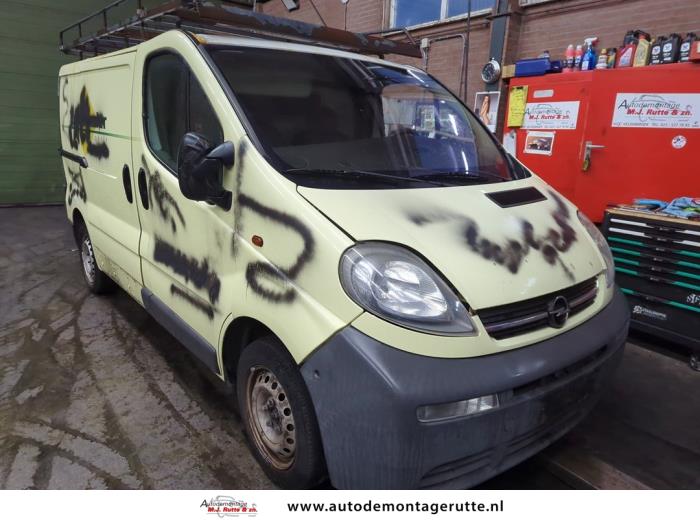 Opel Vivaro 1.9 DI Sloopvoertuig (2003, Graniet)