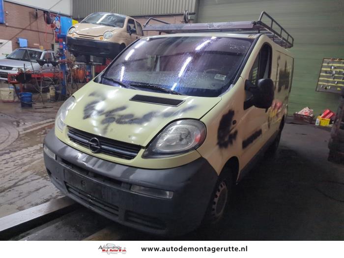 Opel Vivaro 1.9 DI Sloopvoertuig (2003, Graniet)