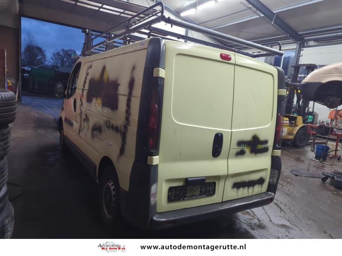 Opel Vivaro 1.9 DI Sloopvoertuig (2003, Graniet)