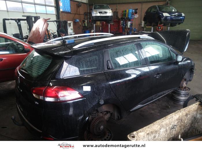 Renault Clio IV Estate/Grandtour 0.9 Energy TCE 12V Sloopvoertuig (2013, Zwart)