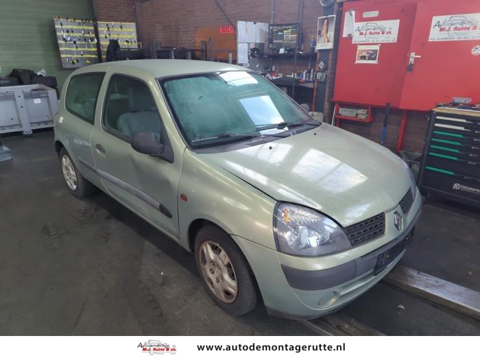 Renault Clio II 1.2 Sloopvoertuig (2001, Bruin)