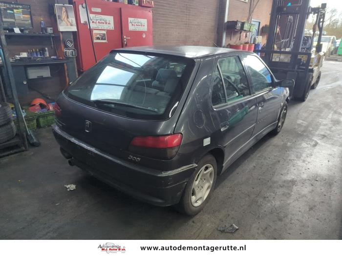 Peugeot 306 1.6i XR,XT,ST Sloopvoertuig (1999, Grijs)