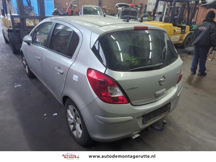 Opel Corsa D 1.3 CDTi 16V ecoFLEX Sloopvoertuig (2014, Grijs)