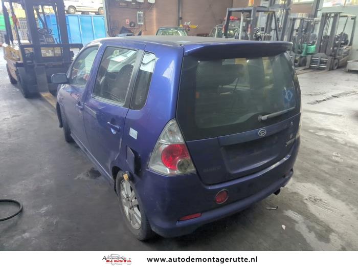 Daihatsu YRV 1.3 16V DVVT Turbo Sloopvoertuig (2004, Blauw)