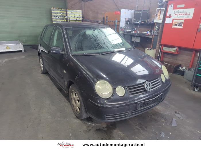 Volkswagen Polo IV 1.4 16V Sloopvoertuig (2002, Zwart)