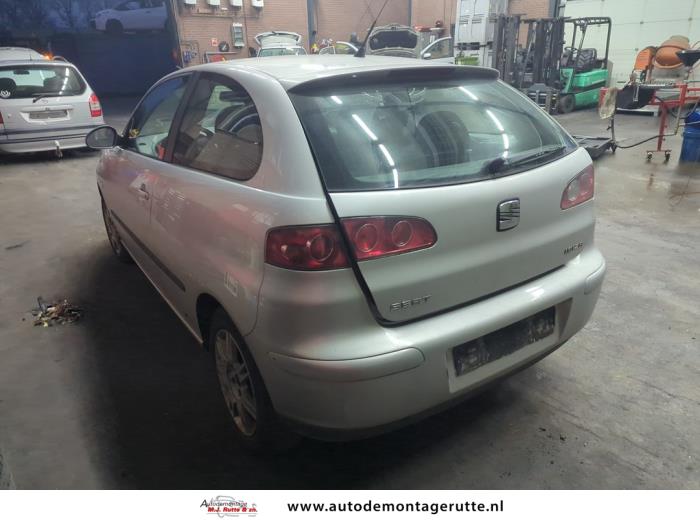 Seat Ibiza III 1.4 16V 75 Sloopvoertuig (2004, Grijs)