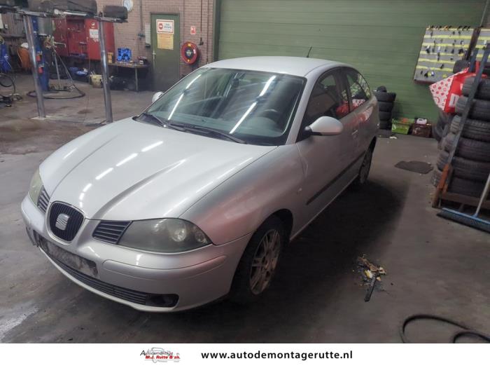 Seat Ibiza III 1.4 16V 75 Sloopvoertuig (2004, Grijs)