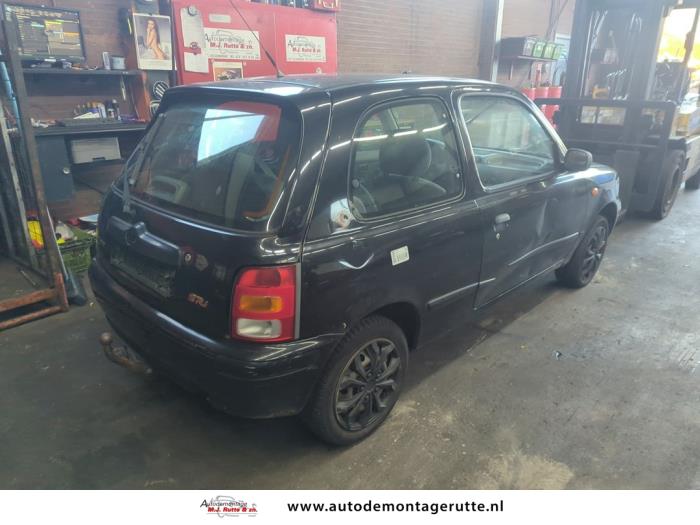 Nissan Micra 1.3 LX,SLX 16V Sloopvoertuig (1999, Zwart)