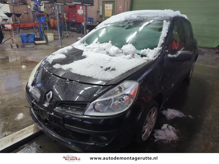 Renault Clio III 1.2 16V 75 Sloopvoertuig (2008, Zwart)