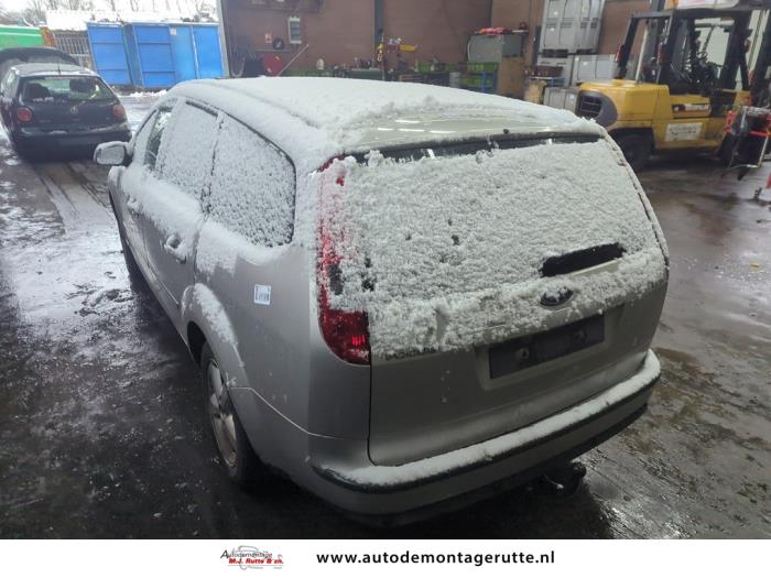 Ford Focus 2 Wagon 1.8 16V Sloopvoertuig (2008, Grijs)