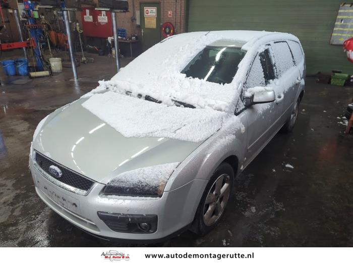 Ford Focus 2 Wagon 1.8 16V Sloopvoertuig (2008, Grijs)