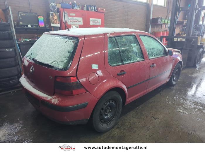 Volkswagen Golf IV 1.6 16V Sloopvoertuig (2001, Rood)