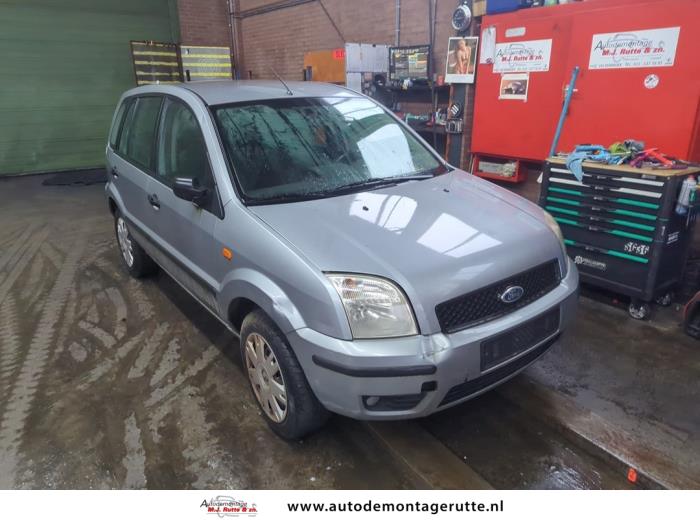 Ford Fusion 1.4 16V Sloopvoertuig (2005, Grijs)