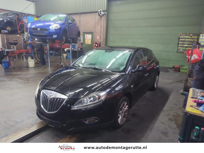 Lancia Delta 1.4 T-Jet 16V 120 Sloopvoertuig (2009, Zwart)