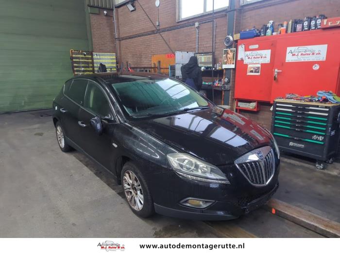 Lancia Delta 1.4 T-Jet 16V 120 Sloopvoertuig (2009, Zwart)