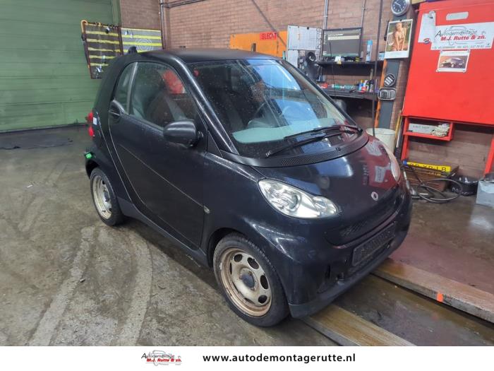 Smart Fortwo Coupé 1.0 45 KW Sloopvoertuig (2007, Zwart)