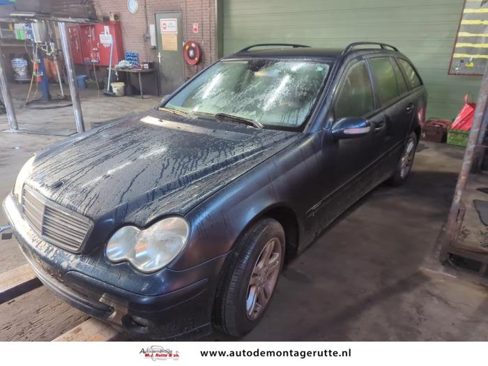 Mercedes C Combi 1.8 C-180K 16V Sloopvoertuig (2005, Zwart)