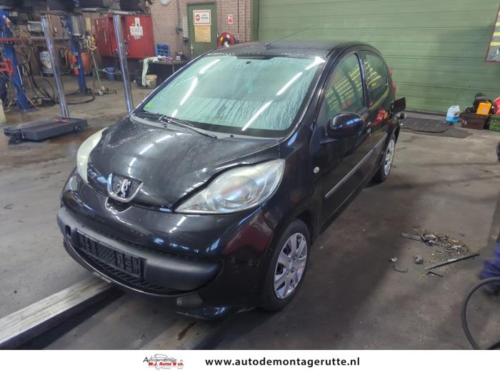 Peugeot 107 1.0 12V Sloopvoertuig (2008, Zwart)
