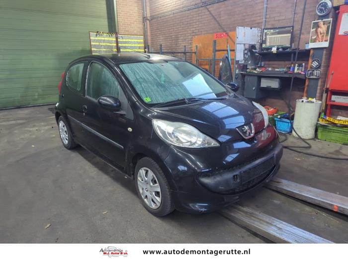 Peugeot 107 1.0 12V Sloopvoertuig (2008, Zwart)