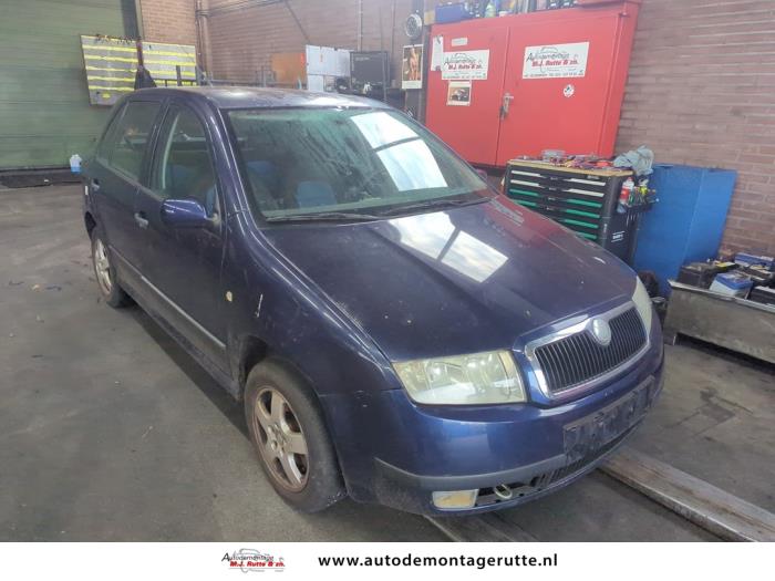 Skoda Fabia 1.4i Sloopvoertuig (2002, Blauw)