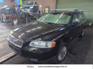 Volvo V70 2.4 D5 20V  (Sloop)