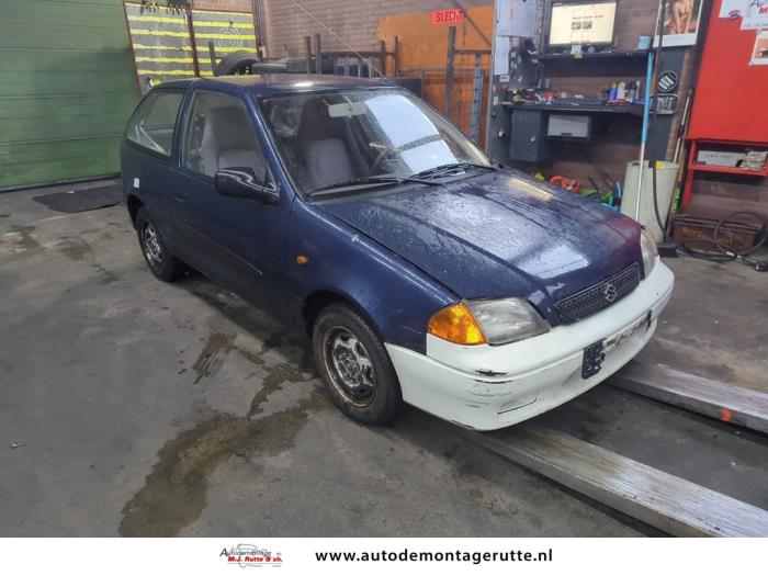 Suzuki Swift 1.3i 16V Sloopvoertuig (2002, Blauw)