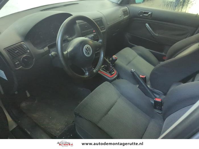 Volkswagen Golf IV 1.6 Sloopvoertuig (1999, Grijs)
