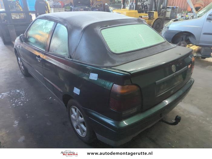 Volkswagen Golf III Cabrio 1.8 Sloopvoertuig (1997, Groen)