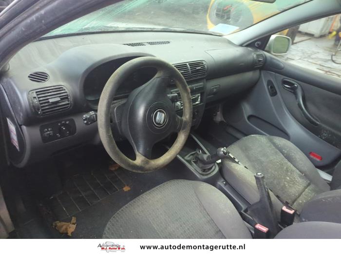 Seat Toledo 1.6 16V Sloopvoertuig (2002, Grijs)