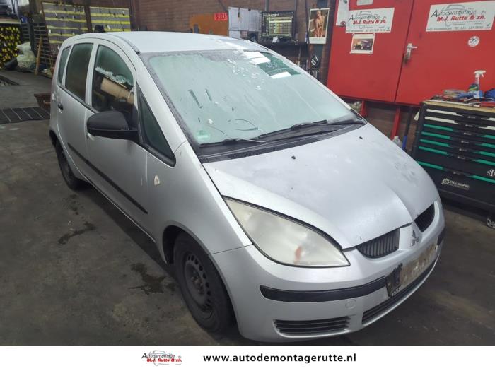 Mitsubishi Colt 1.1 12V Sloopvoertuig (2008, Grijs)