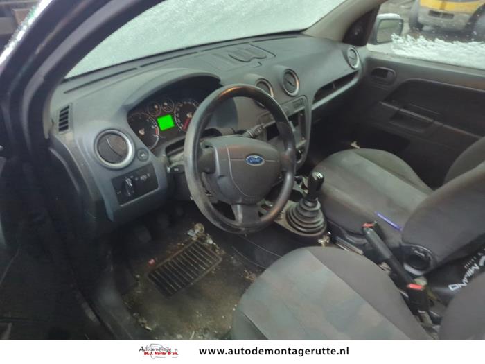 Ford Fusion 1.4 16V Sloopvoertuig (2008, Grijs)