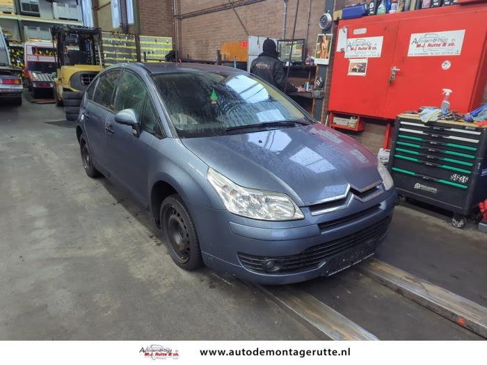 Citroen C4 Berline 1.6 16V Sloopvoertuig (2007, Grijs)