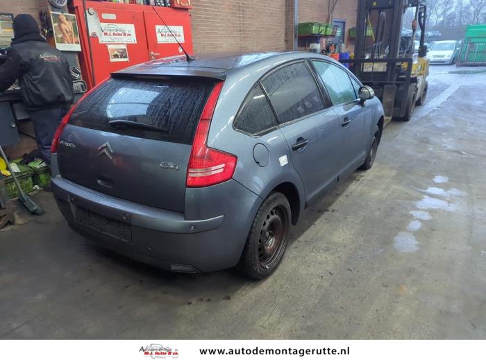 Citroen C4 Berline 1.6 16V Sloopvoertuig (2007, Grijs)