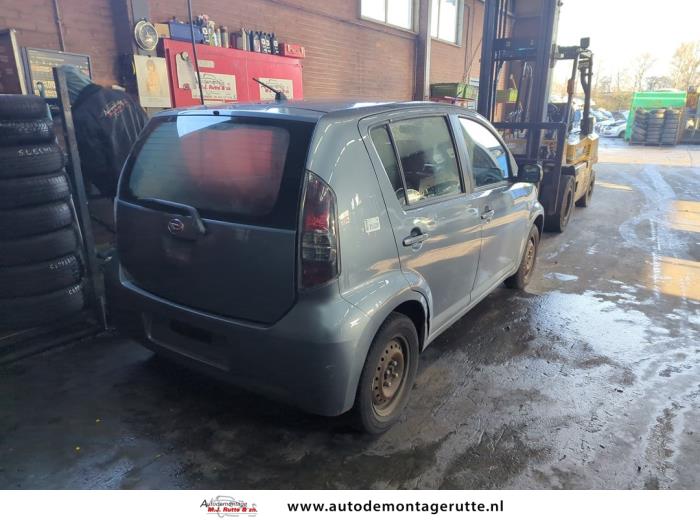 Daihatsu Sirion 2 1.3 16V DVVT Sloopvoertuig (2009, Grijs)