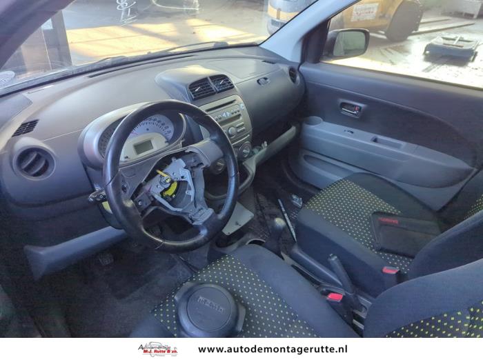 Daihatsu Sirion 2 1.3 16V DVVT Sloopvoertuig (2009, Grijs)