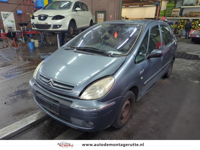 Citroen Xsara Picasso 1.8 16V Sloopvoertuig (2005, Grijs)