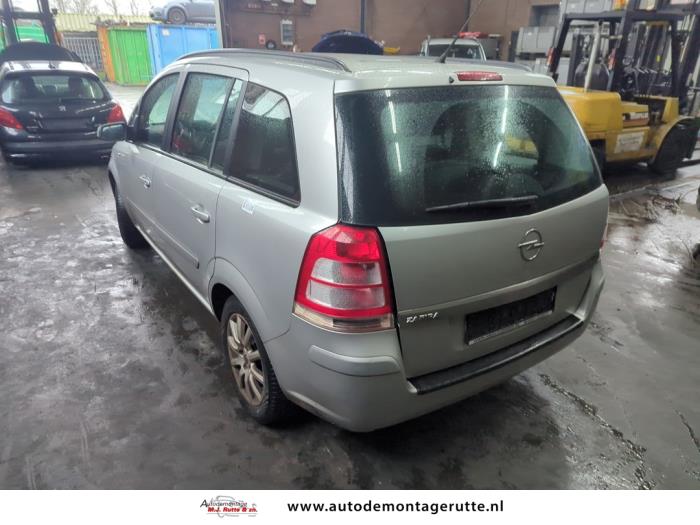 Opel Zafira 1.8 16V Ecotec Sloopvoertuig (2009, Grijs)