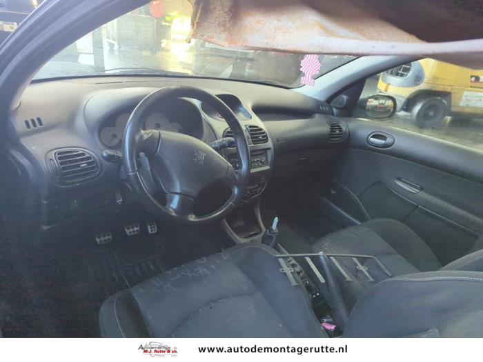 Peugeot 206 1.4 16V Sloopvoertuig (2004, Zwart)