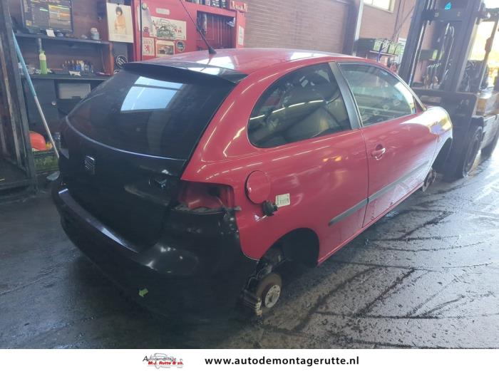 Seat Ibiza III 1.6 16V Sloopvoertuig (2008, Rood)