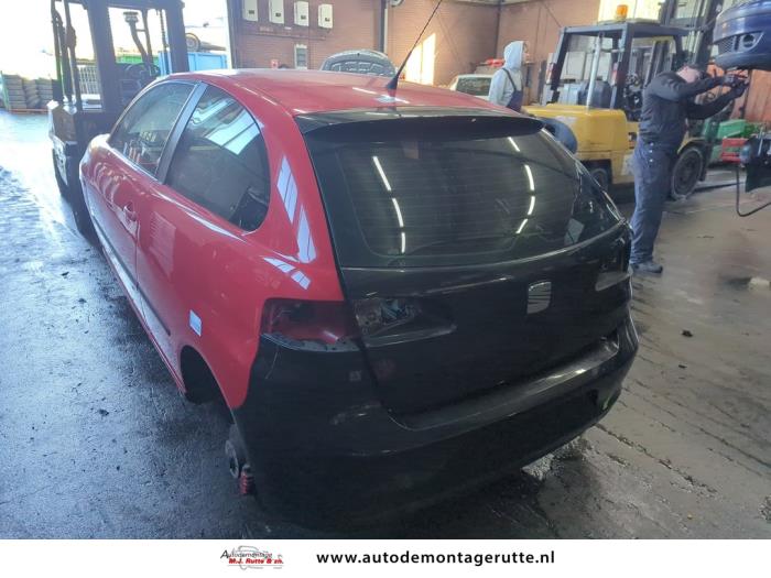 Seat Ibiza III 1.6 16V Sloopvoertuig (2008, Rood)