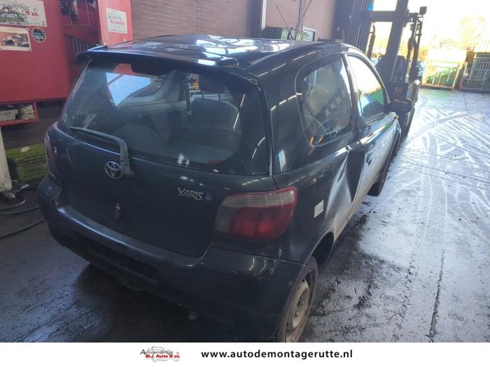 Toyota Yaris 1.0 16V VVT-i Sloopvoertuig (2000, Zwart)