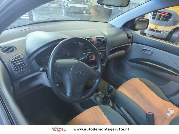 Kia Picanto 1.0 12V Sloopvoertuig (2006, Zwart)