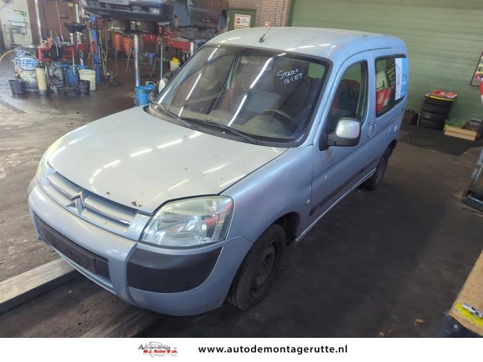 Citroen Berlingo Cinqspace, Multispace 1.4i Sloopvoertuig (2003, Grijs)