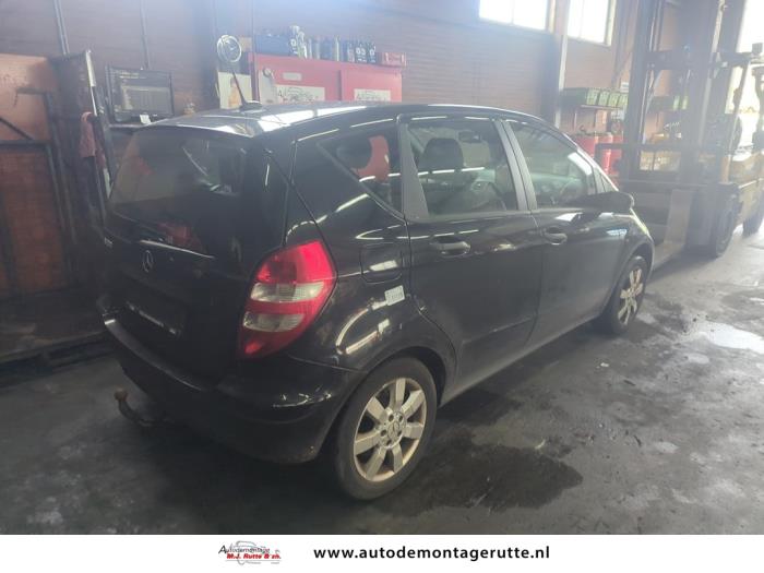 Mercedes A 1.5 A-150 5-Drs. Sloopvoertuig (2006, Zwart)