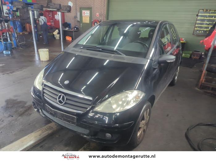 Mercedes A 1.5 A-150 5-Drs. Sloopvoertuig (2006, Zwart)