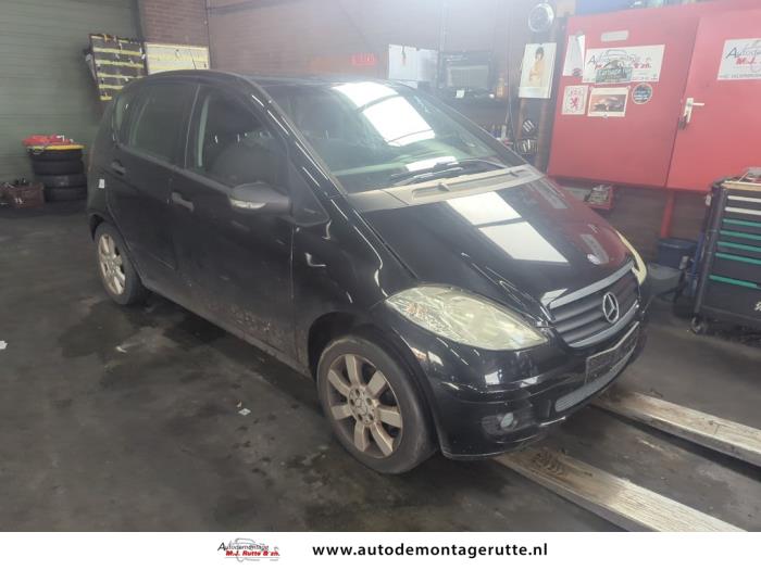Mercedes A 1.5 A-150 5-Drs. Sloopvoertuig (2006, Zwart)