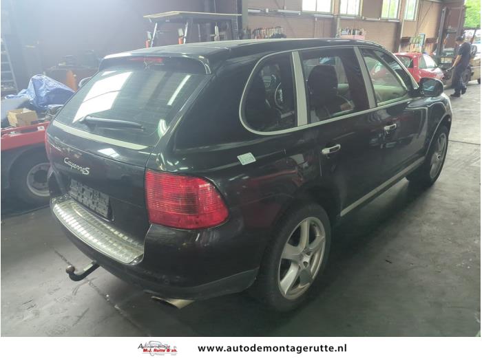 Porsche Cayenne 3.2 V6 24V Sloopvoertuig (2004, Zwart)