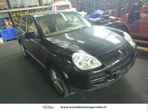 Porsche Cayenne 3.2 V6 24V Sloopvoertuig (2004, Zwart)