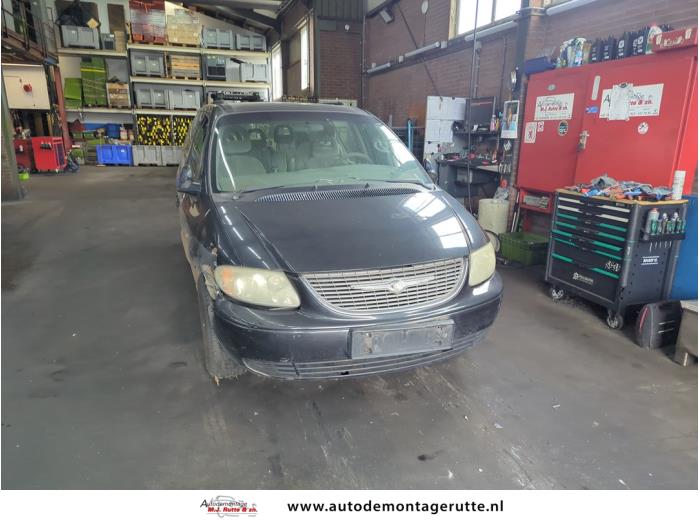 Chrysler Voyager/Grand Voyager 2.4 16V Sloopvoertuig (2002, Grijs)