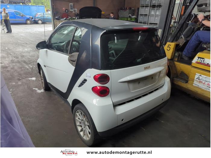 Smart Fortwo Coupé 1.0 45 KW Sloopvoertuig (2007, Zwart)